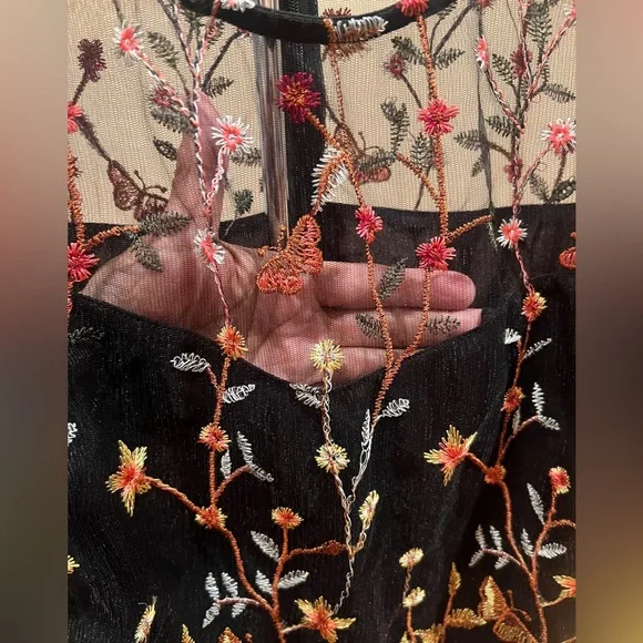 NWT - SweatyRocks Women’s Mesh Short Sleeve Embroidered Floral Dress - Size Med - Picture 12 of 14